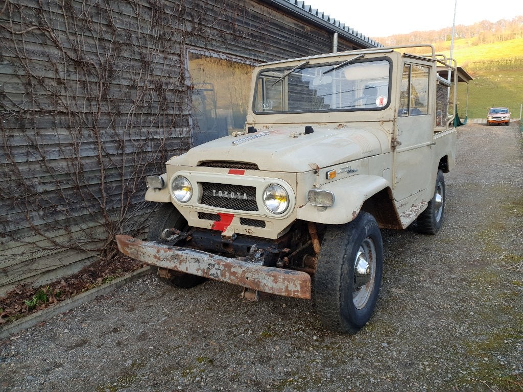Toyota Landcruiser BJ40.42 FJ40, Beige, Beige, Bedrijf, Te koop