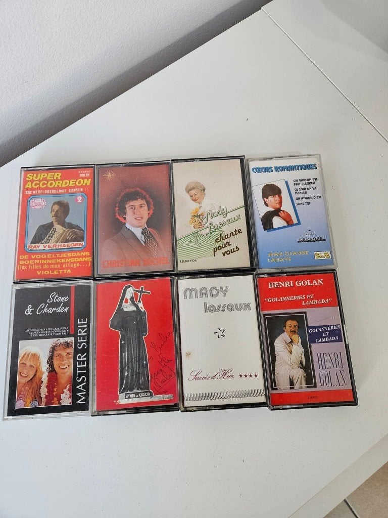 Lot de 8 cassettes audio vintage, Ophalen, Gebruikt, 2 t/m 25 bandjes