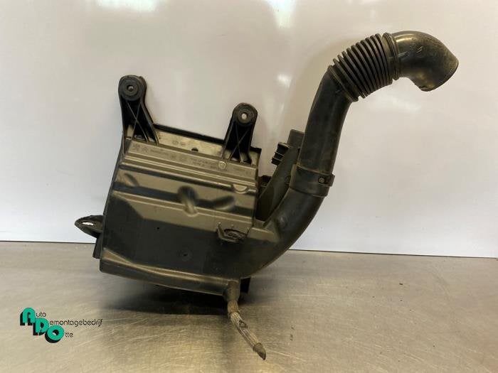 Boîtier filtre à air d'un Citroen C4 Cactus (C4 Cactus 14-, -, 3 mois de garantie, Utilisé, -