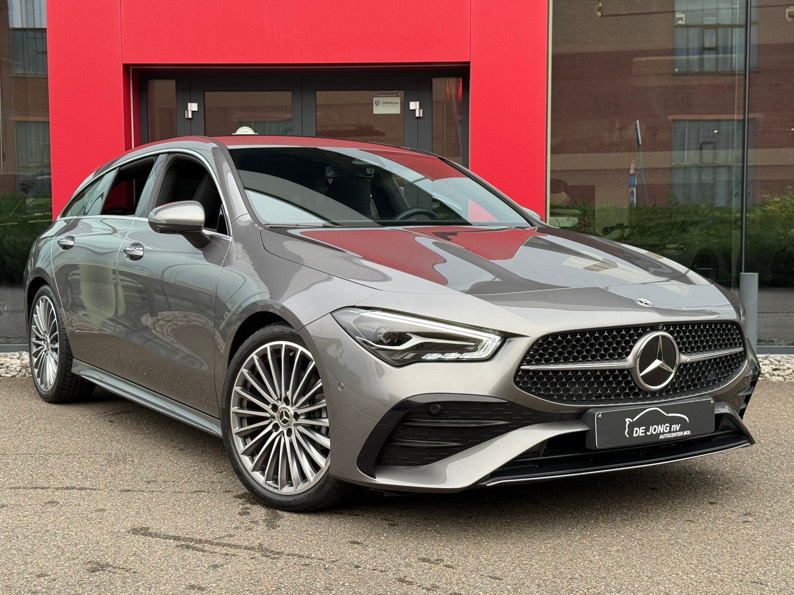 Mercedes CLA180 Facelift AMG Full Options, 1er propriétaire, Autos, 100 kW, Achat, Entreprise, Garantie prolongée