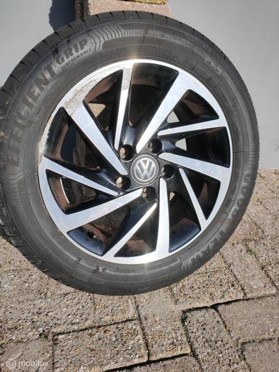 Banden VW 205/55R16 91V - Efficient Grip Performance -08925, Enlèvement, Utilisé