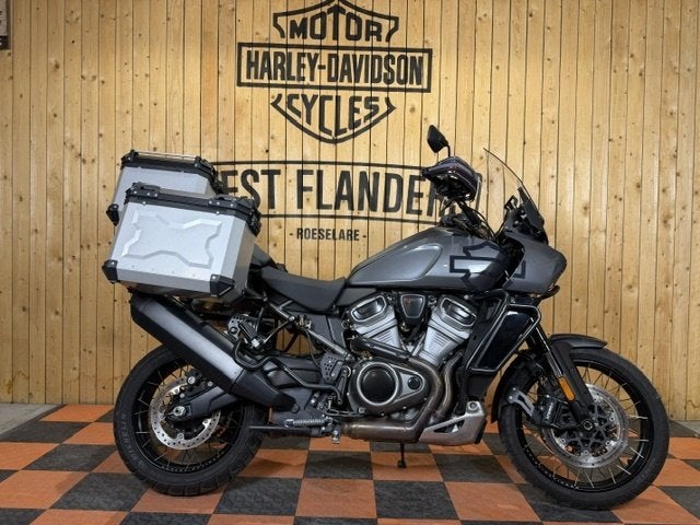 Harley-Davidson Pan America Special (bj 2023), Motoren, 1252 cc, Harley-Davidson, Customerservices@harley‑davidson.com, 3700 West Juneau Avenue
WI 53208  Milwaukee, US