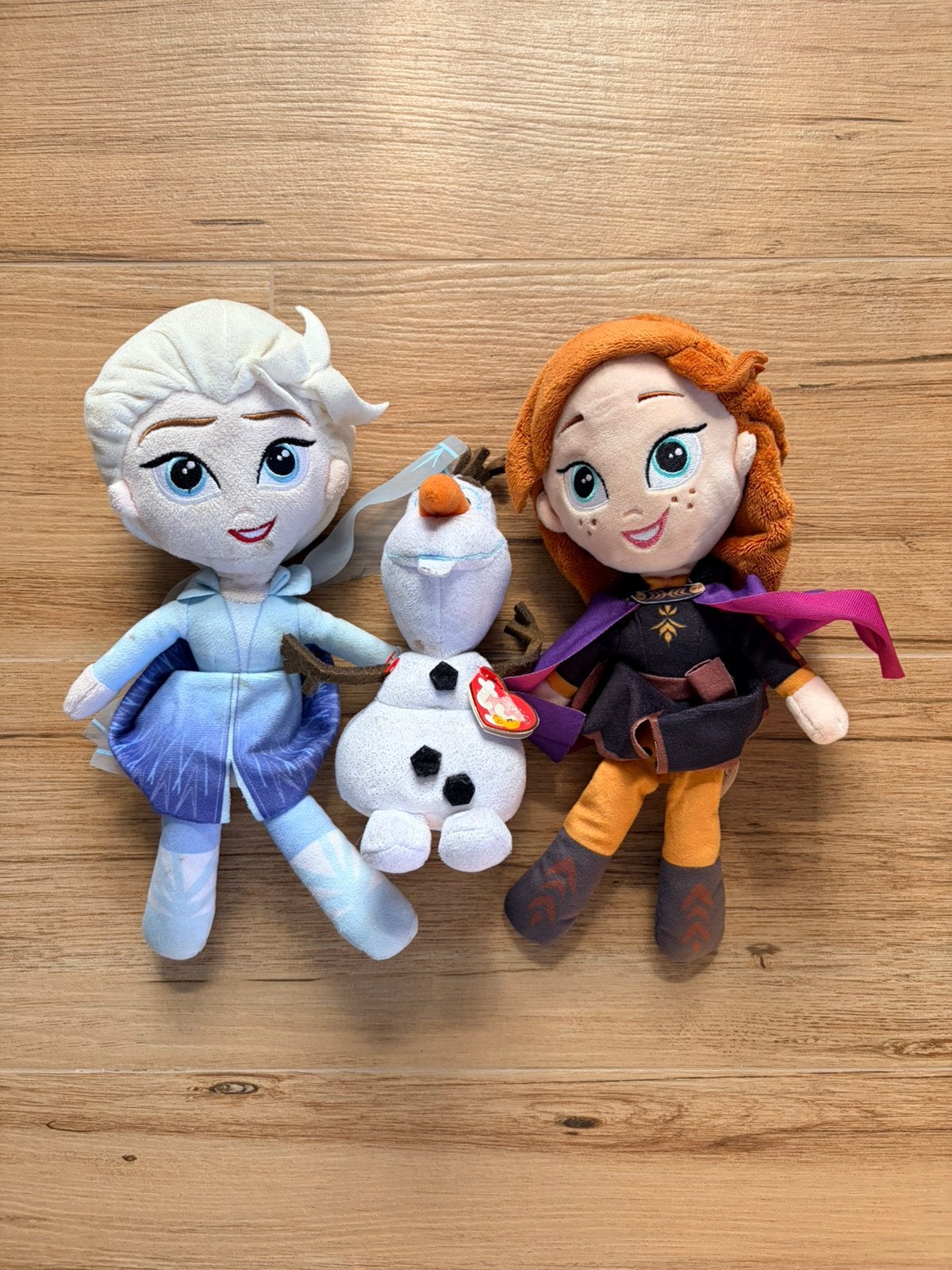 Frozen knuffels Anna, elsa en olaf, Ophalen of Verzenden, Zo goed als nieuw