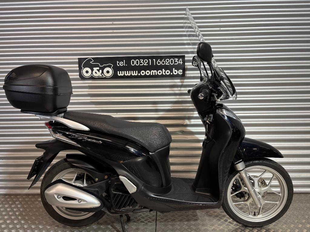 Honda SH125 Mode ABS 11KW + Garantie + Entretien!, Motos, Scooter, Entreprise, Occasion, Permis Moto A1 minimum