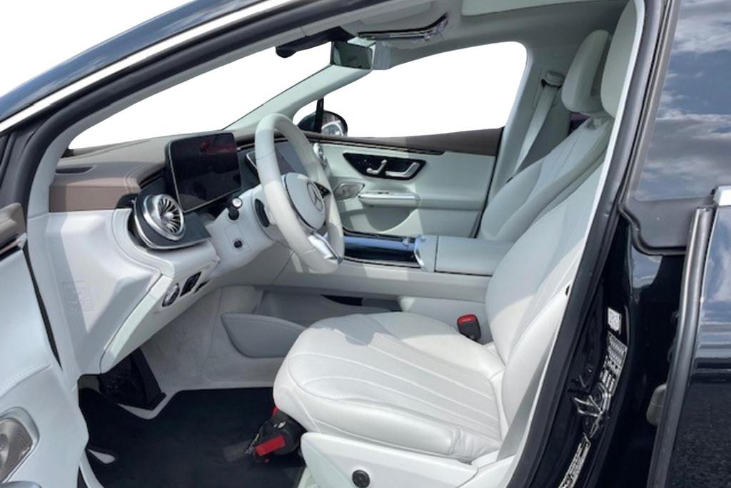 Mercedes-Benz EQE EQE 350, 215 kW, Achat, 2255 kg, 96 kWh
