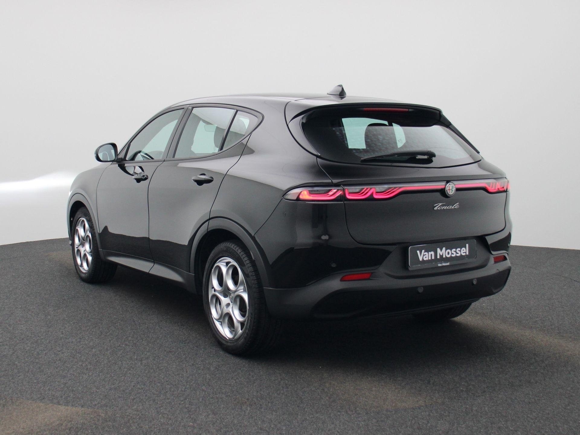 Alfa Romeo Tonale 1.6 130 DS Super FWD (automatique), Entreprise, 131 ch, 5 portes, Automatique