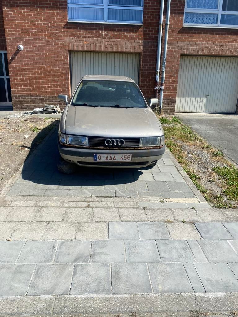 Voiture, Auto's, Audi, Voorwielaandrijving, Stof, Particulier, 10 cilinders