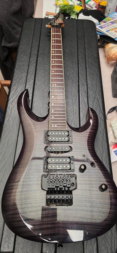Cort X11, Muziek en Instrumenten, Ophalen