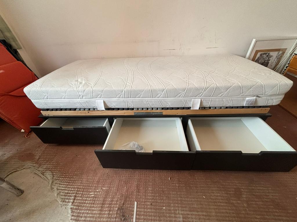 Ikea Nordli 1-persoonsbed, Huis en Inrichting, Slaapkamer | Bedden, Gebruikt, Eenpersoons, 90 cm, 200 cm, Zwart, Ophalen