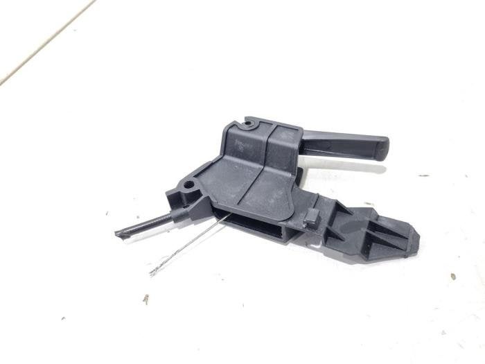 Levier capot d'un Peugeot RCZ, -, 3 mois de garantie, Utilisé, -