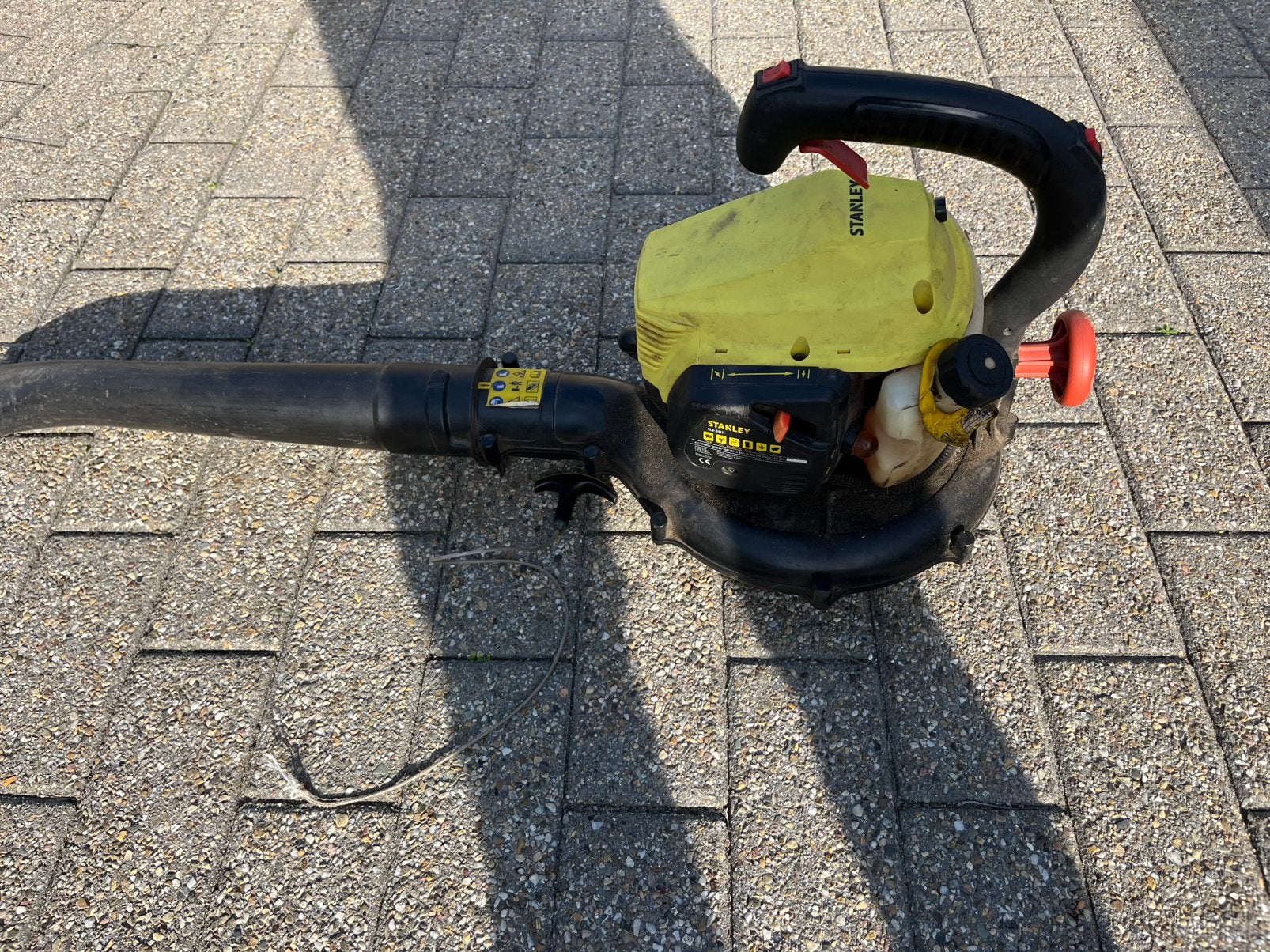 Bladblazer Stanley, Tuin en Terras, Ophalen, Gebruikt, Handgedragen, Met versnipperfunctie