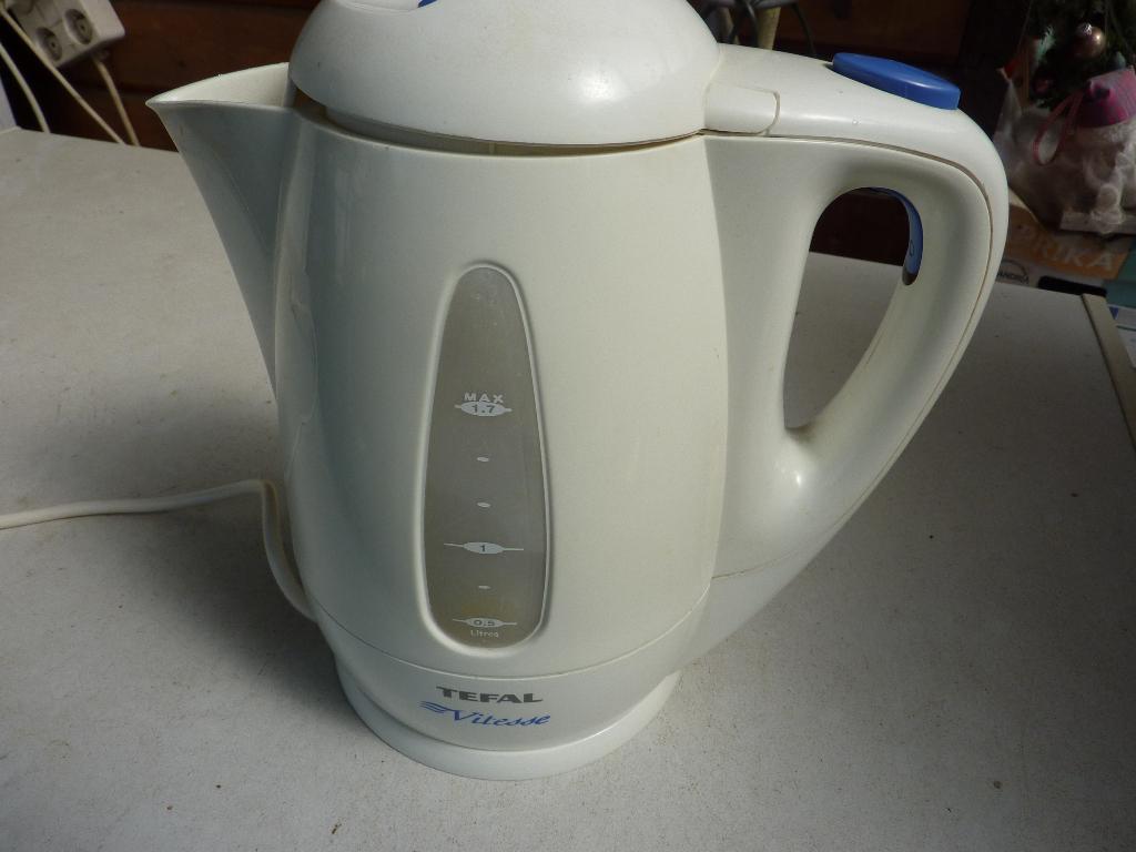 Waterkoker Tefal  voor max 1,7 liter water, 1 tot 2 liter, Ophalen, Zo goed als nieuw