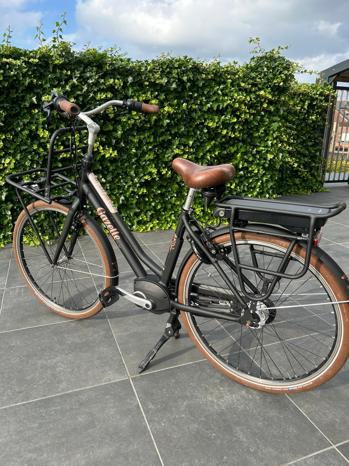 Vélo électrique/Gazelle Miss Grace, Vitesses, Frein sur jante, Enlèvement, Utilisé