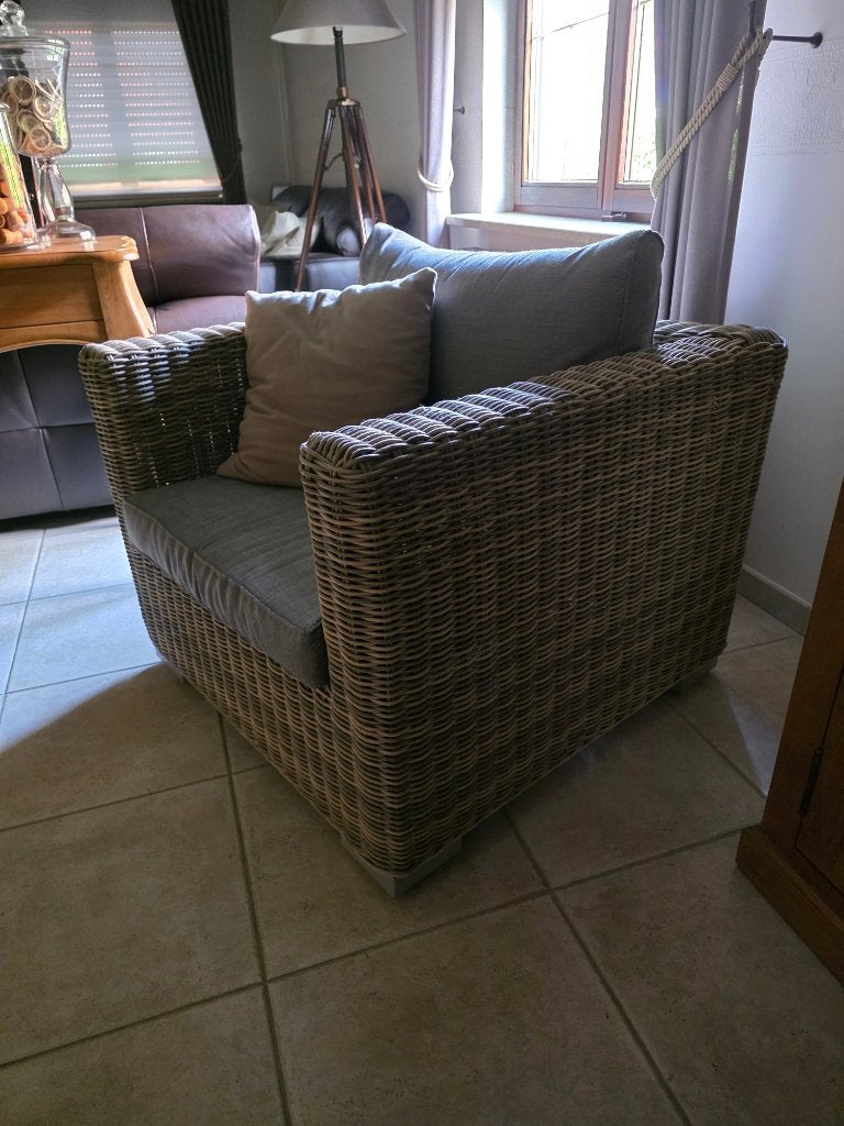 Chaise longue en polyrotin, Rotin, Chaise, Comme neuf, Enlèvement