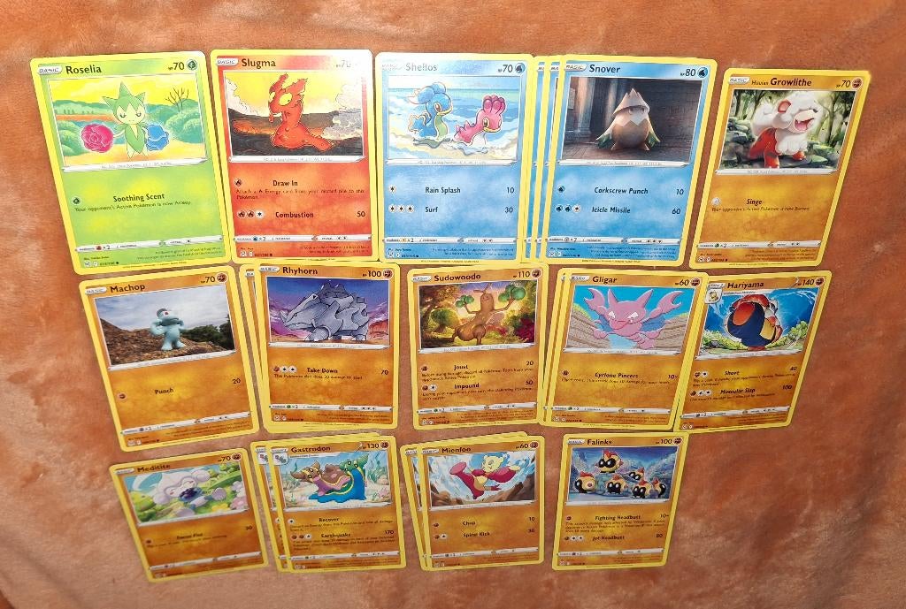 Lost Origin Pokémon kaarten te ruil, Enlèvement ou Envoi, Comme neuf, Plusieurs cartes, Foil