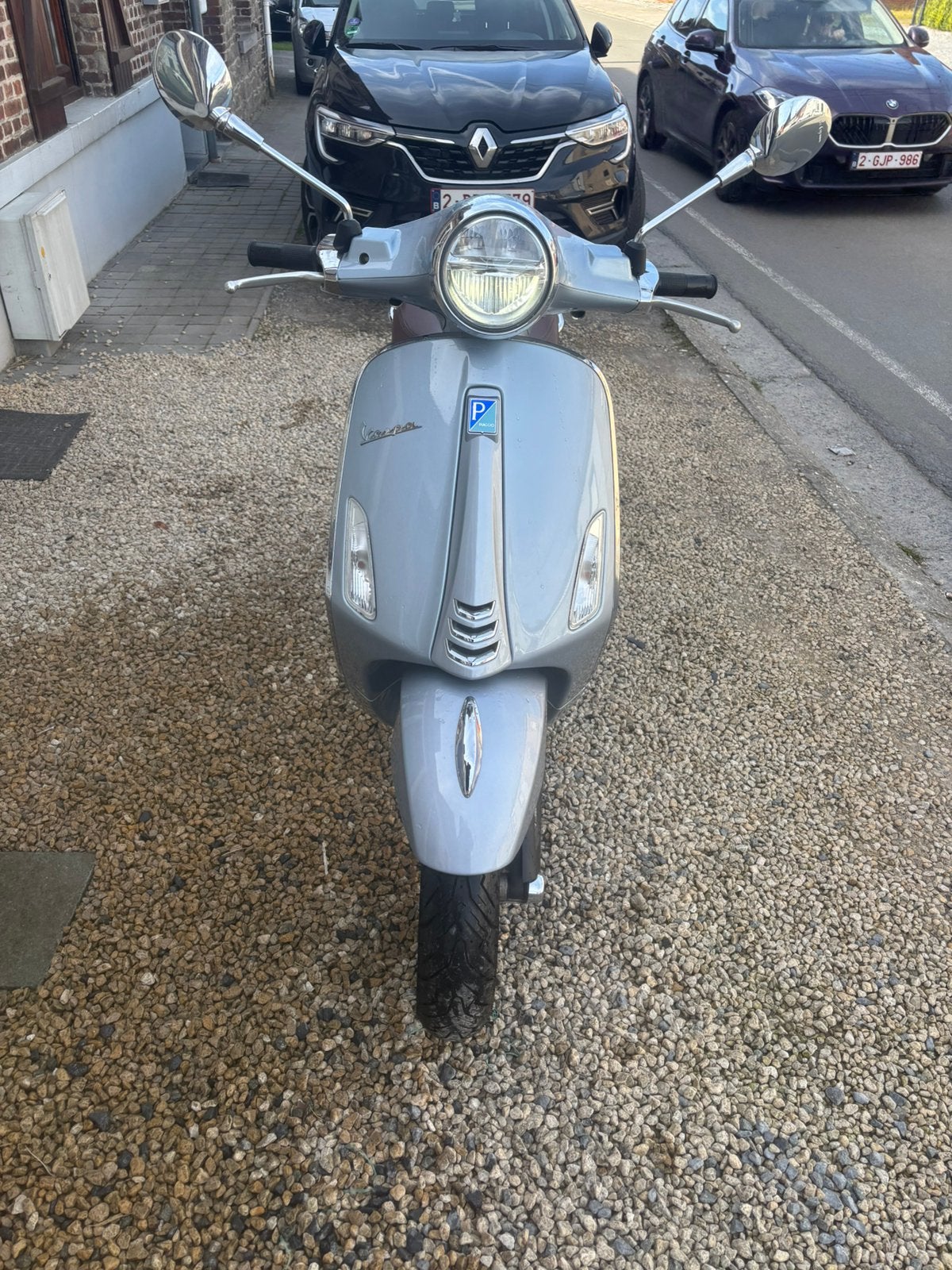 Vespa, Fietsen en Brommers, Ophalen of Verzenden, Zo goed als nieuw