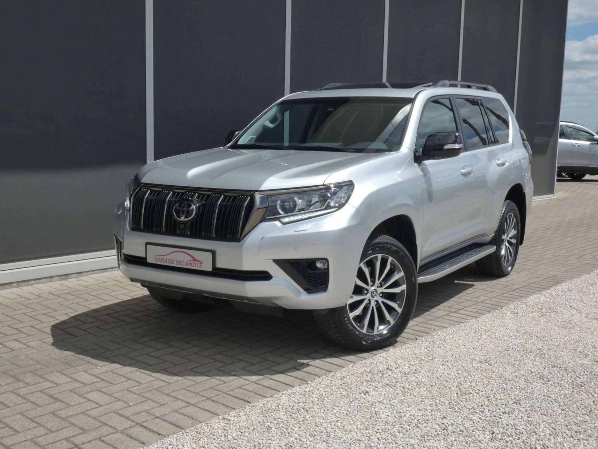 Toyota Land Cruiser Automaat *Black Premium* +Leder +Luchtve, Auto's, Toyota, Automaat, Gebruikt, 4 cilinders, https://public.car-pass.be/vhr/c4d4eb54-e7b3-475f-93de-e01adce862cd