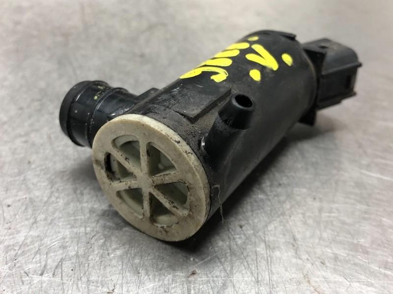 LAVE-GLACE POMPE AVANT Kia Sportage (SL) (|985102S000|), Kia, Dhr. M. Roggen, Stadsweg 37 37
9917 PV  WIRDUM GR., NL, Utilisé