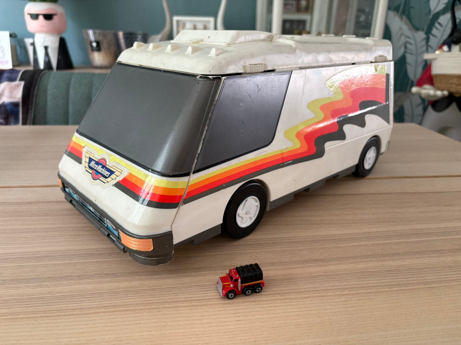 Camion van ville Micro Machines vintage Galoob, Enlèvement ou Envoi, Utilisé