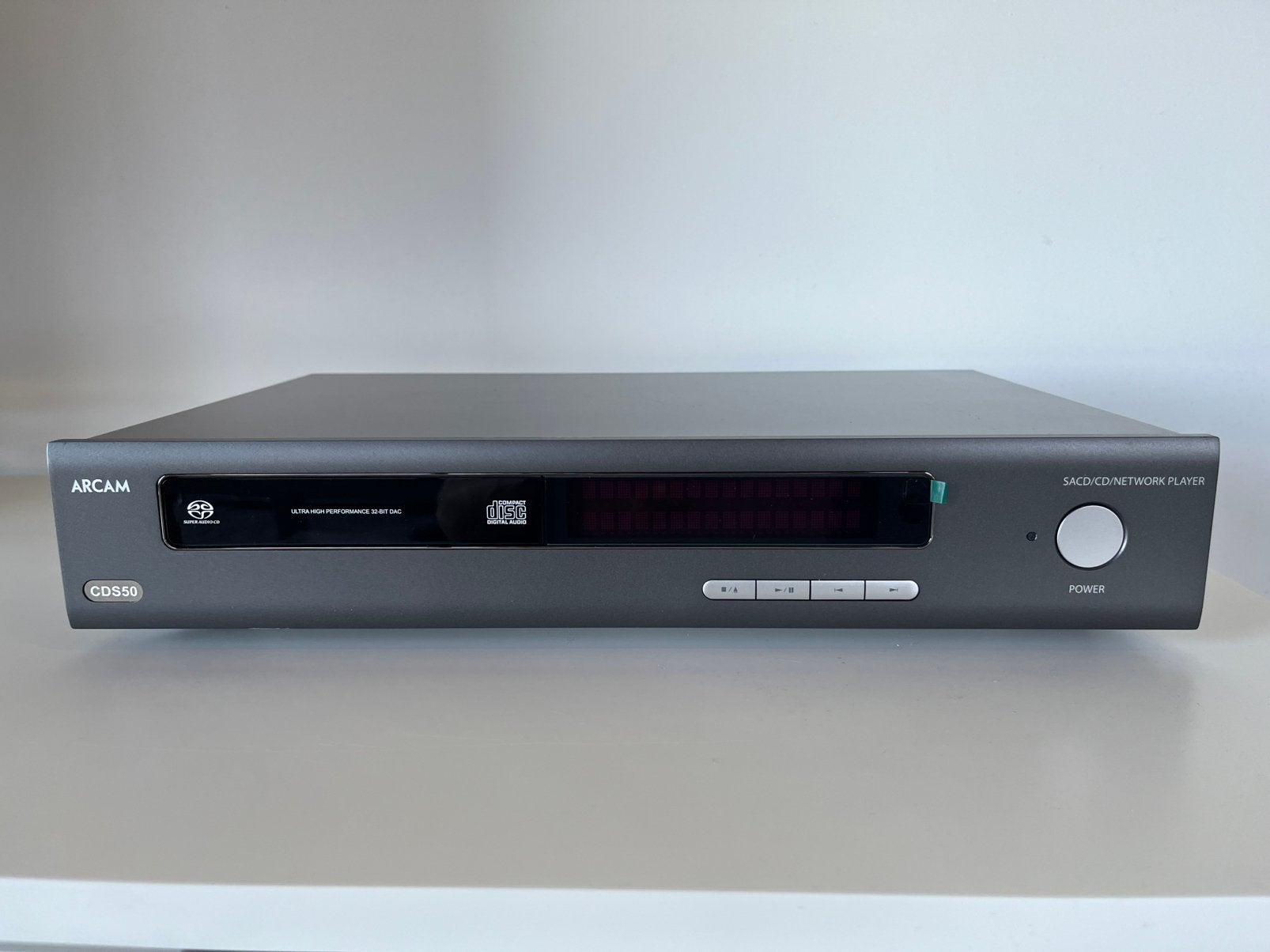 Lecteur SACD/CD/réseau Arcam CDS50, TV, Hi-fi & Vidéo, Enlèvement ou Envoi, Comme neuf