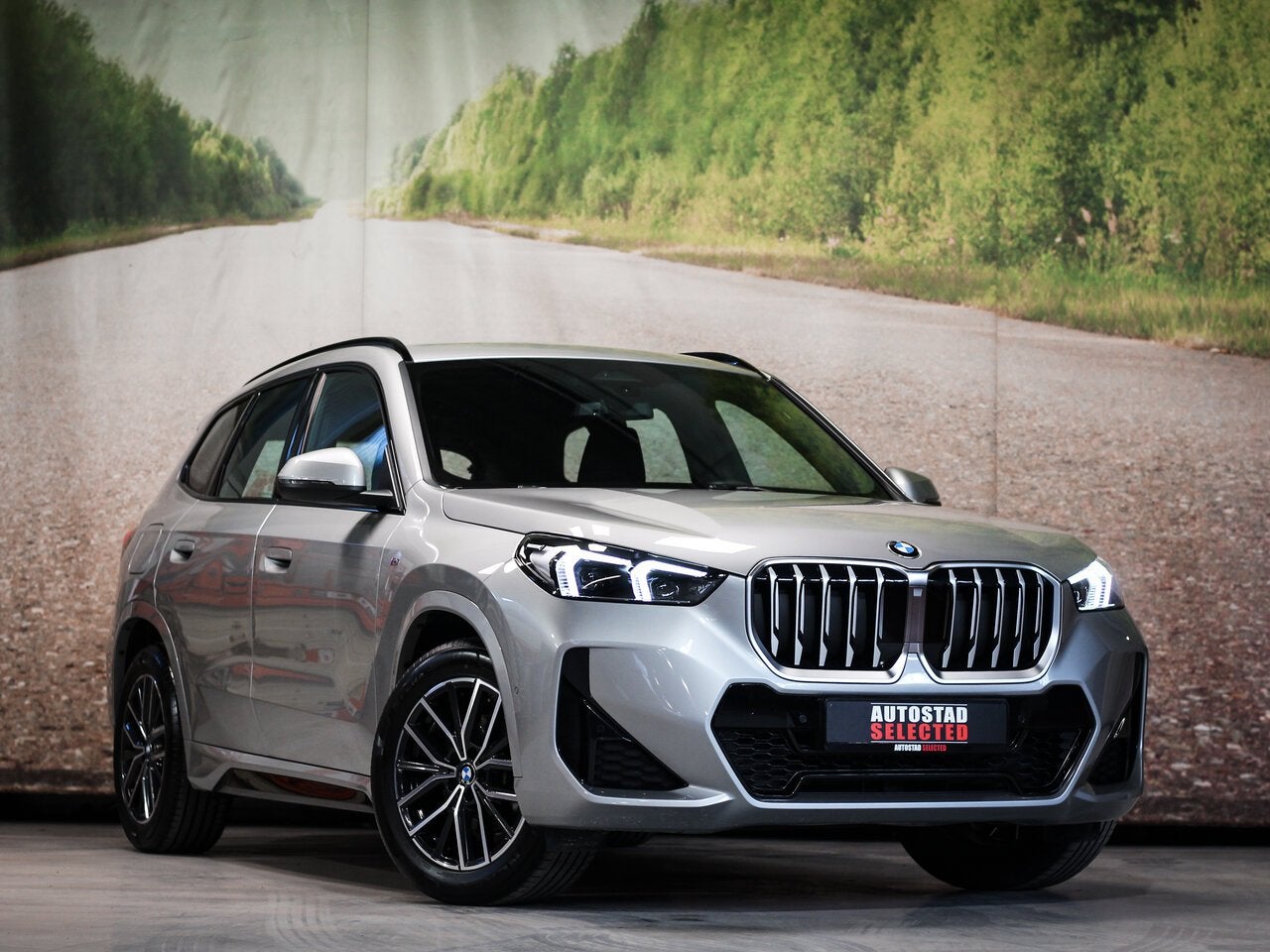 BMW X1 M-Sport, Auto's, BMW, https://public.car-pass.be/vhr/bf1e3ce5-e0ad-4566-9105-55d37d122586, Bedrijf, 5 zetels, 5 deurs
