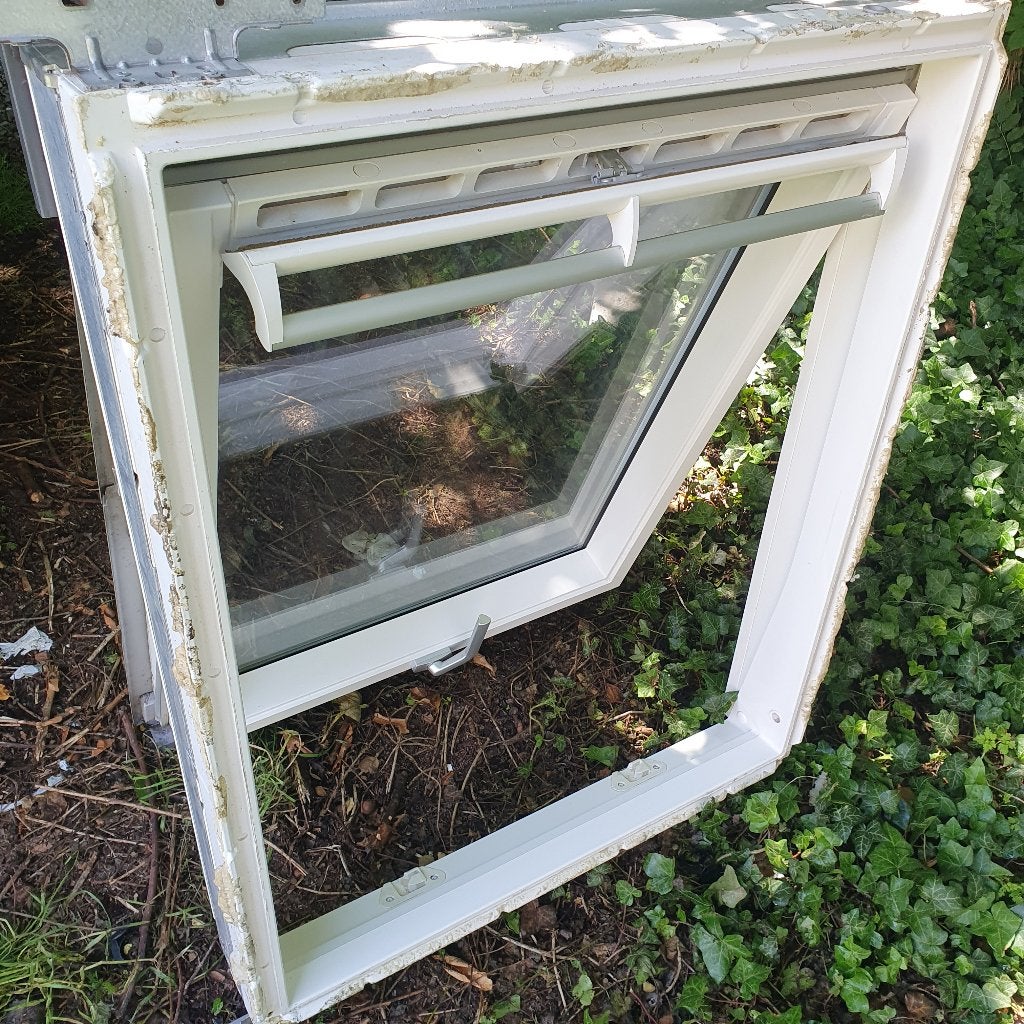 Velux dakraam GPU-MK04 (78×98) 2 STUKS, Bricolage & Construction, Vitres, Châssis & Fenêtres, Lucarne, 80 à 120 cm, Moins de 80 cm