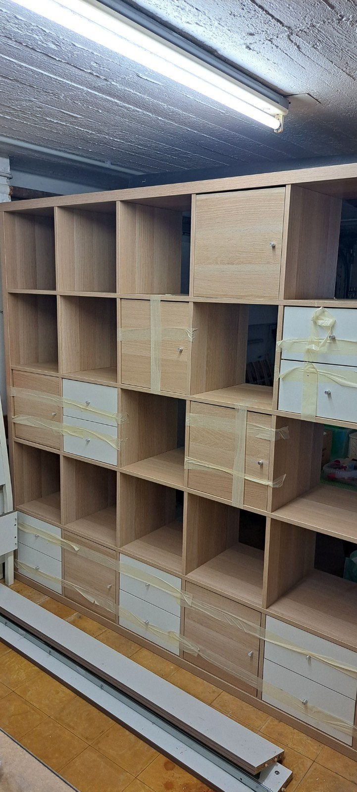 IKEA KALLAX 5x5 – Eiken / Wit – In nieuwstaat! (Gel, Huis en Inrichting, Ophalen, Zo goed als nieuw