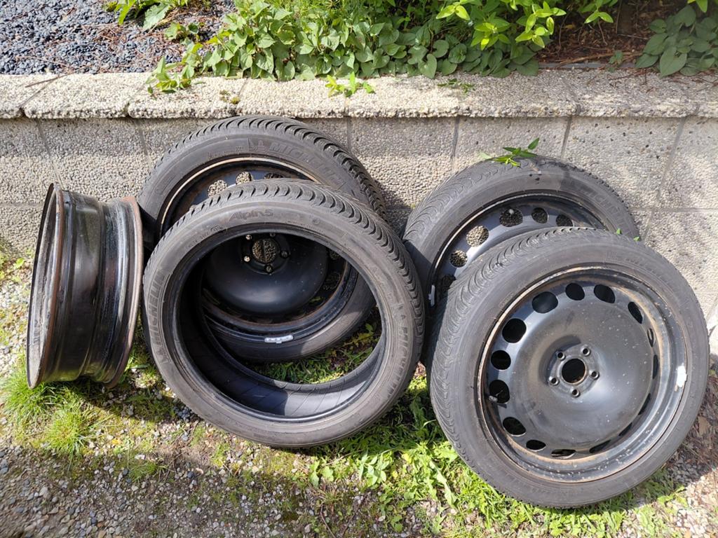 Pneu hiver michelin 195/55R20 95H, Enlèvement