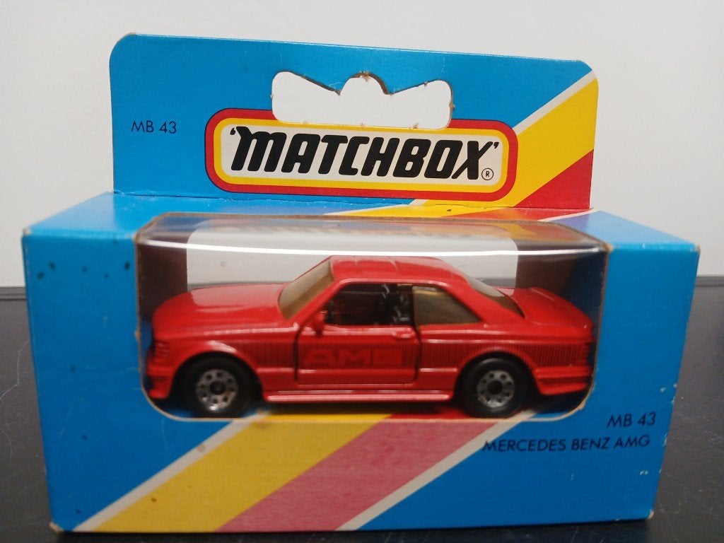 MINIATURE VOITURE MATCHBOX MB43 MERCEDES AMG, Enlèvement ou Envoi, Comme neuf, Voiture, Matchbox