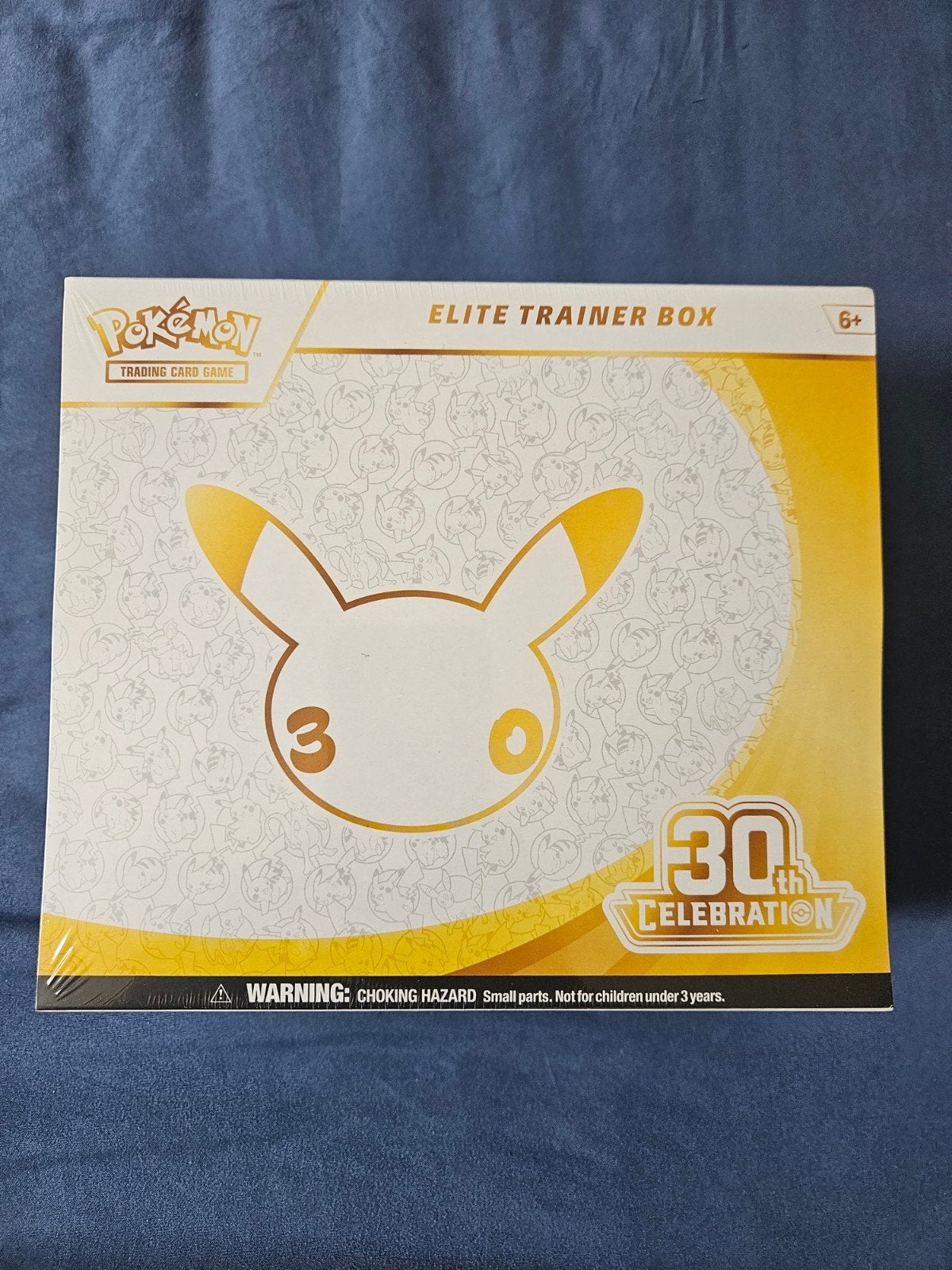 Boîte d'entraînement d'élite Pokémon 30e Célébration, Enlèvement ou Envoi, Neuf, Booster box, Foil