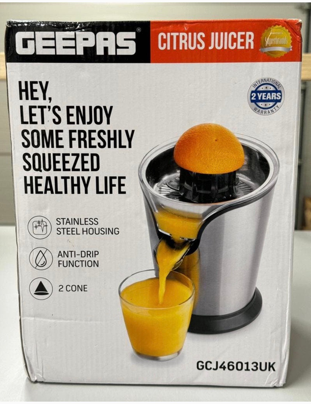 Geepas 100Watt elektrische Citruspers sinaasappel-pers NIEUW, Elektronische apparatuur, Juicers, Ophalen of Verzenden, Nieuw, Elektrisch