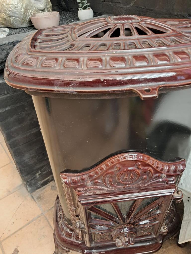 Poêle à mazout GODIN en fonte émaillée – modèle ancien, Bricolage & Construction, Chauffage & Radiateurs, Enlèvement, Poêle