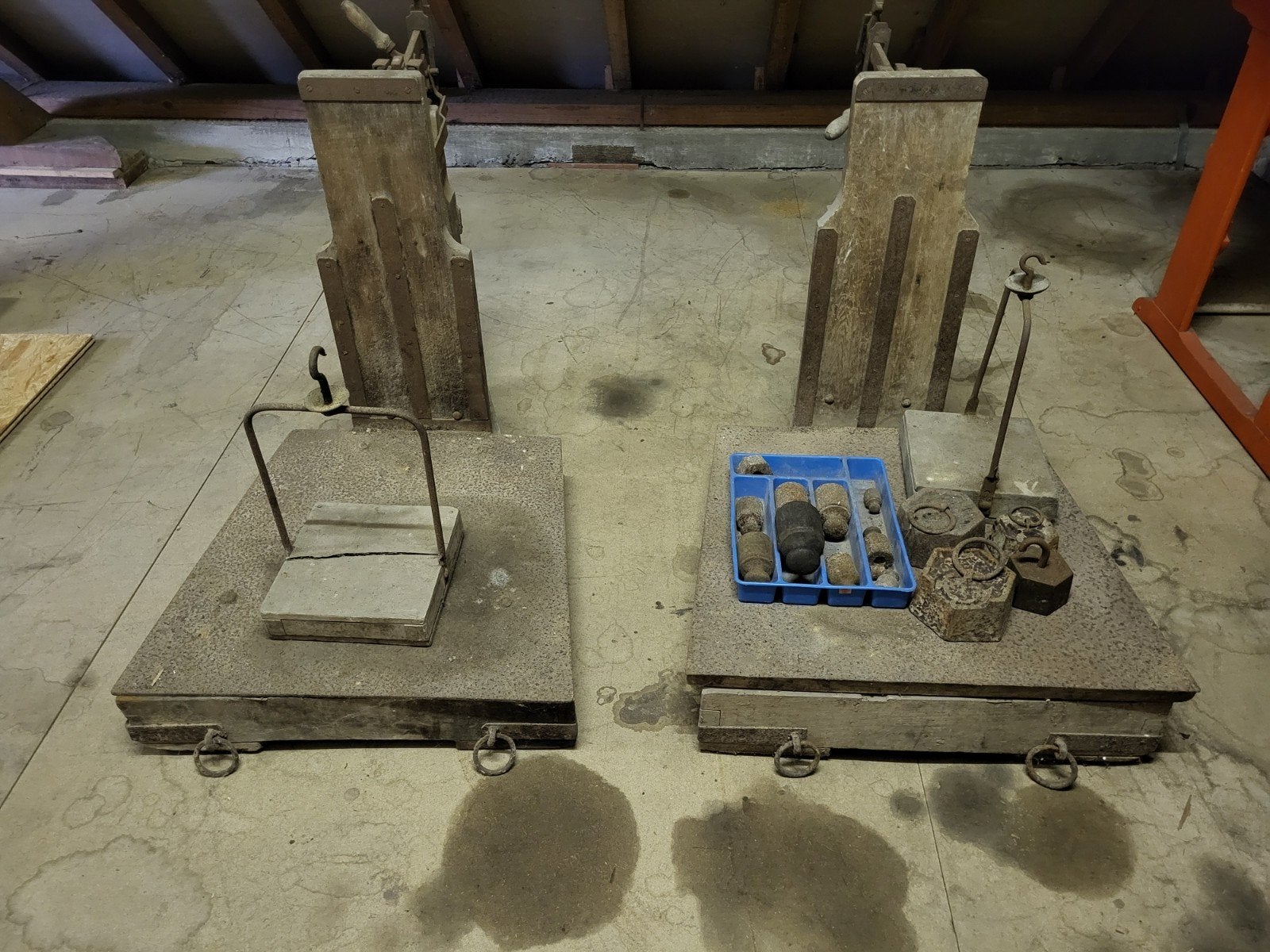 2 authentieke, historische decimaal weegschalen, Antiek en Kunst, Antiek | Gereedschap en Instrumenten, Ophalen