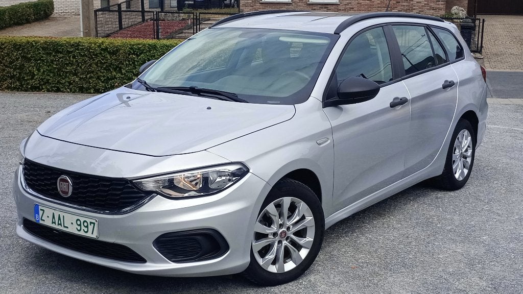 Fiat Tipo. Mooie staat., Argent ou Gris, Achat, Euro 6, Entreprise
