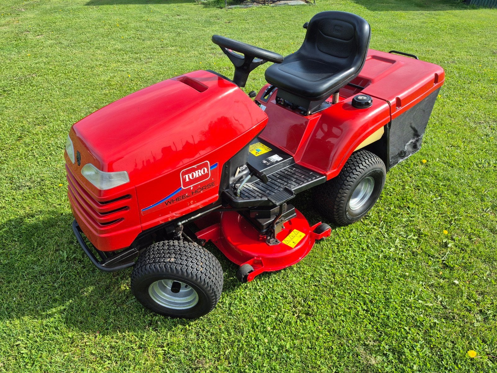 Paillis hydrostatique TORO DH220 B&S 23 CV Cruse Control, Jardin & Terrasse, Enlèvement