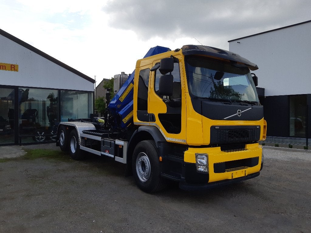 Volvo FE 300 Euro5 6x2 26T kraan HMF 2220 -6 Palift systeem, Autos, Euro 5, Achat, Entreprise, 2 portes