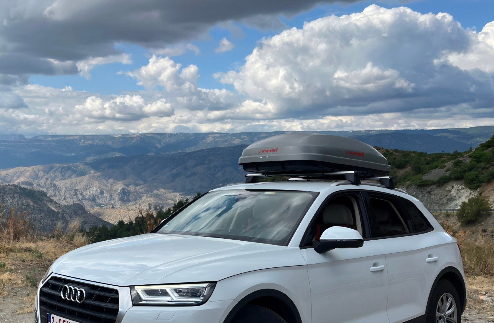 Barre de toit Audi Q5 2000 et coffre de toit Kamei