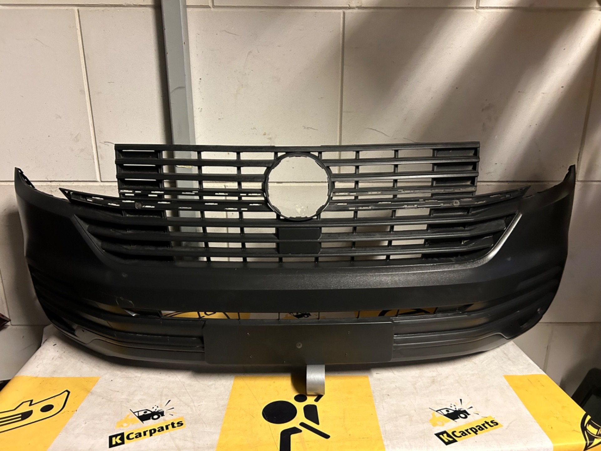 Voorbumper VW Transport T6 T6.1 Facelift Bumper 7LA807221B, Info@fabrikant.eu, Bumper, Fabrikant BV, Gebruikt