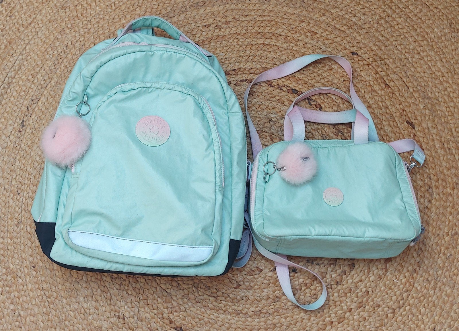 Kipling sac à dos + sac à dîner, Bijoux, Sacs & Beauté, Sacs | Cartables, Sac à dos, Enlèvement ou Envoi