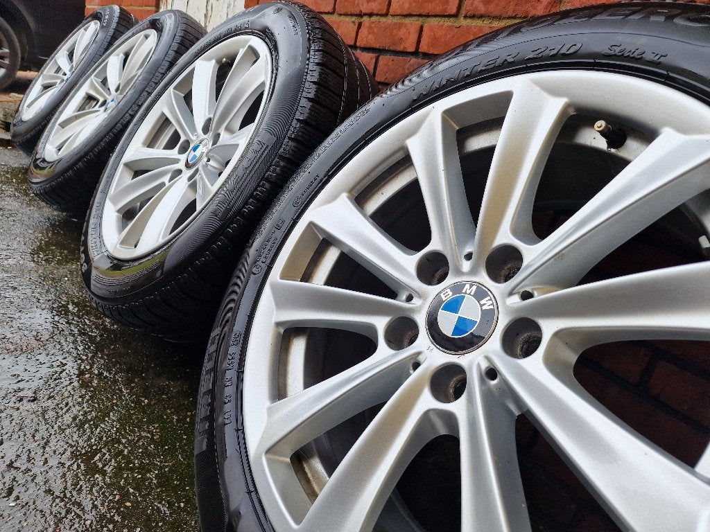 Velgen met winterbanden PIRELLI (oa. BMW 5 en 3 serie), Auto-onderdelen, Ophalen, Gebruikt, Banden en Velgen, 17 inch
