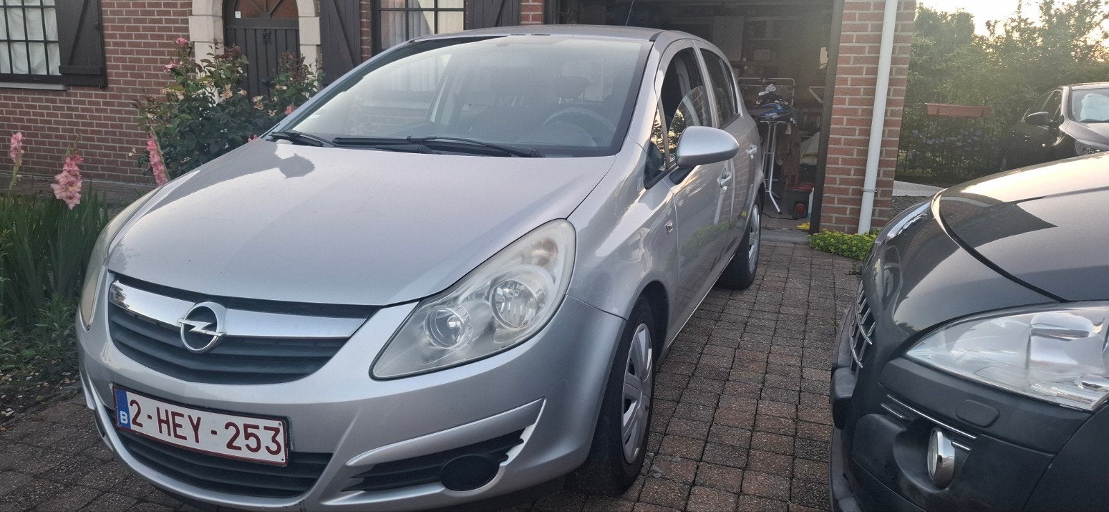 Opel corsa avec 146000 kilomètres près à immatriculé, Autos, Particulier, Essence, Achat, Corsa