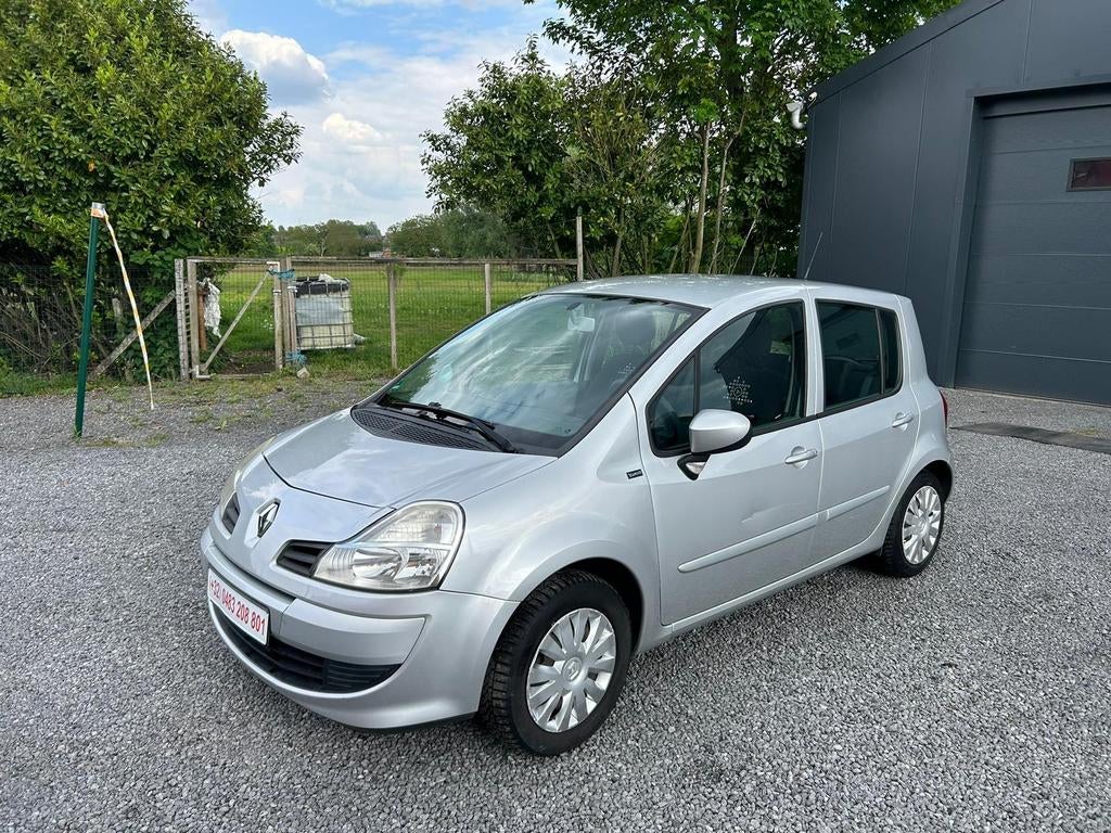 Renault Modus 1.2essence AIRCO 2011 Euro 5a Distribution Fai, Autos, Achat, Entreprise, Verrouillage central, Essence