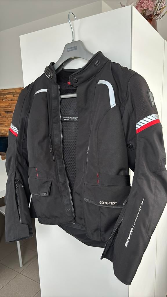 Motor jas dames Revit Goretex (met 2 binnenjassen) maat 38, Vêtements de motocross, Enlèvement ou Envoi, Femmes, Neuf, sans ticket