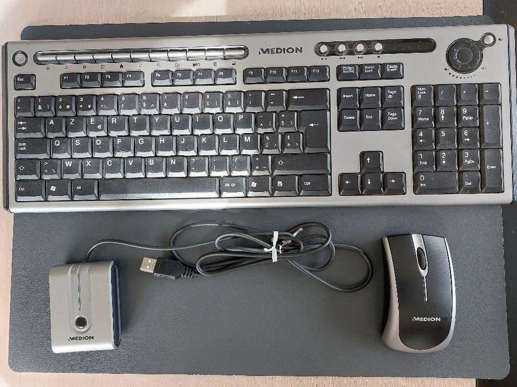 Clavier et souris sans fil, Enlèvement ou Envoi, Plug-and-play, Medion, Comme neuf