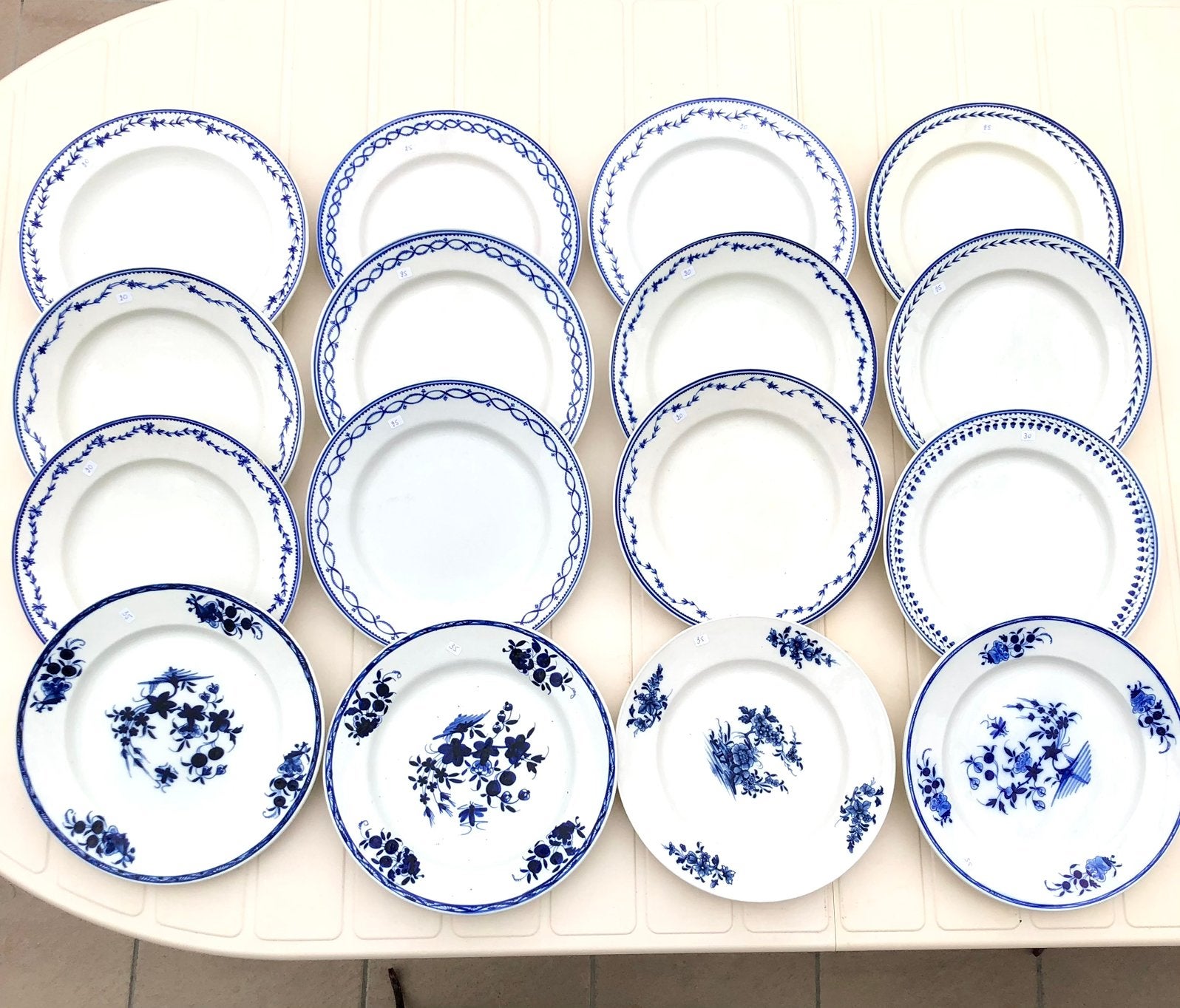 Assiettes en porcelaine de Tournai, Enlèvement