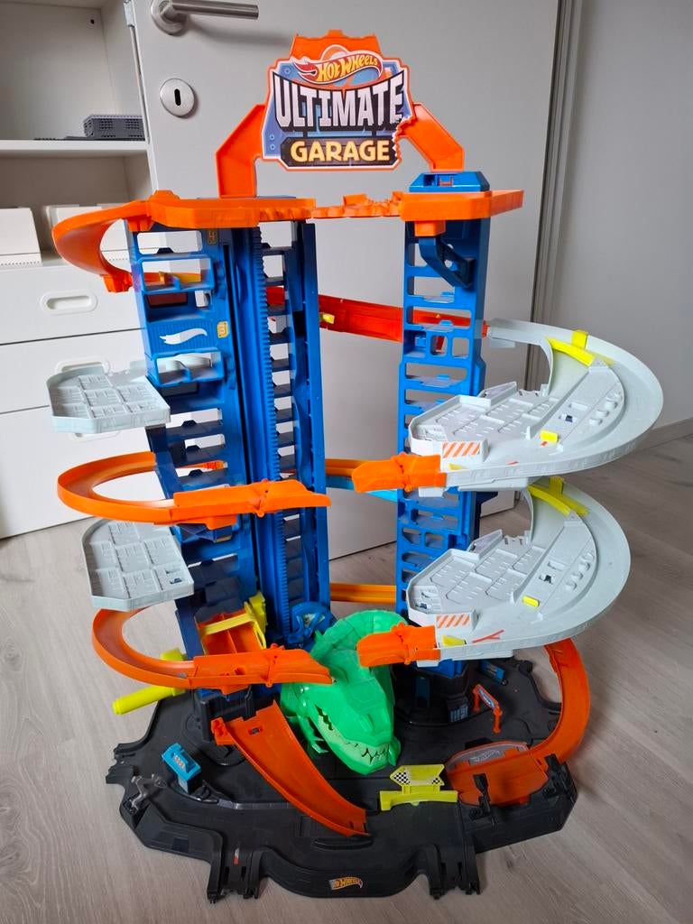 Hot Wheels Ultimate Garage City Vs Robo Beasts, Ophalen, Racebaan, Hot Wheels