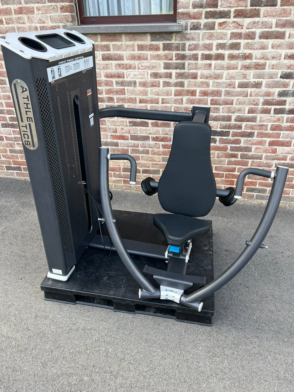 Chest press machine, Ophalen, Zo goed als nieuw, Borst
