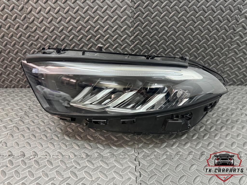 Phare avant gauche enti rement LED pour Mercedes Classe A fa, Neuf, Mercedes-Benz AG, Mercedes-Benz, Mercedesstrasse 120
70372  Stuttgart, DE