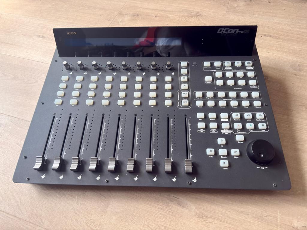 Icon Qcon Pro G2 MIDI DAW, Muziek en Instrumenten, Ophalen, Zo goed als nieuw