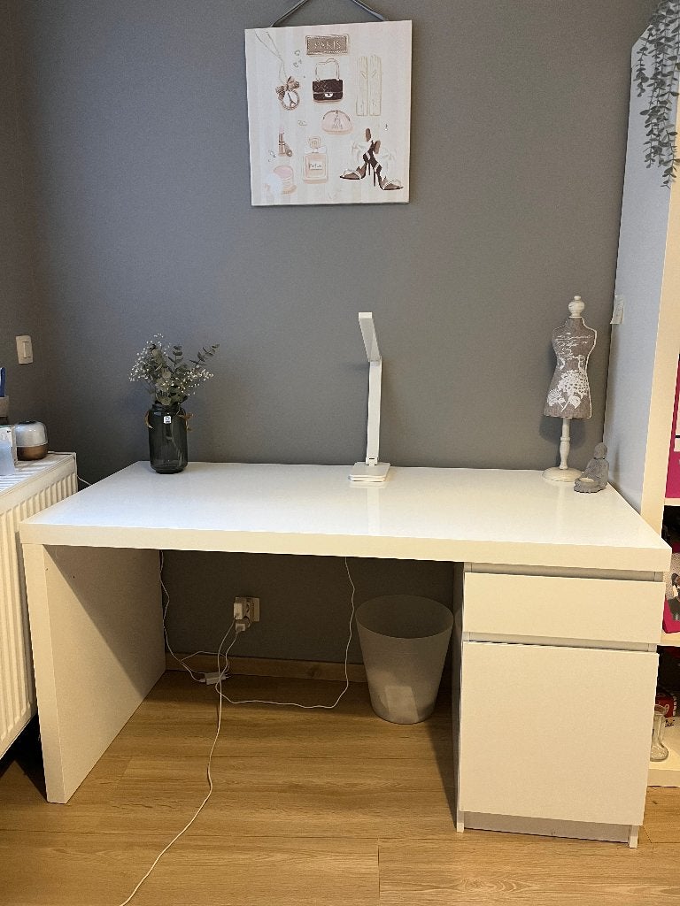 MALM IKEA WIT BUREAU, Ophalen, Zo goed als nieuw, IKEA, 140 cm